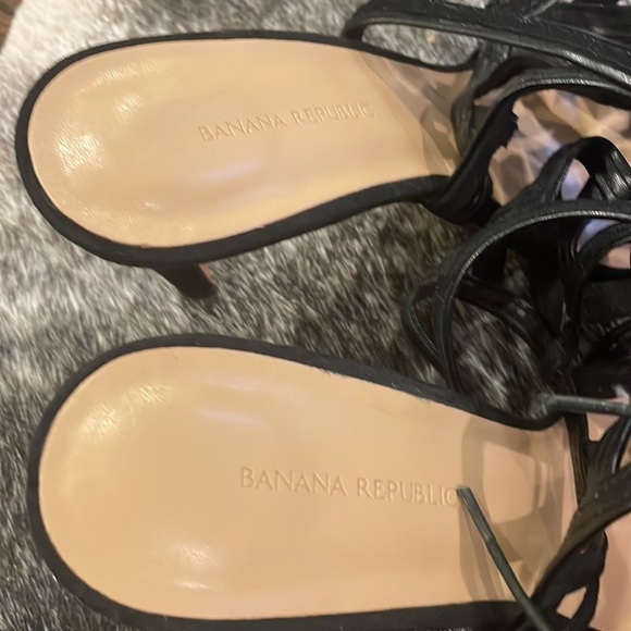 Banana Republic Bev Cutout Black Heel Sandals - Picture 5 of 9